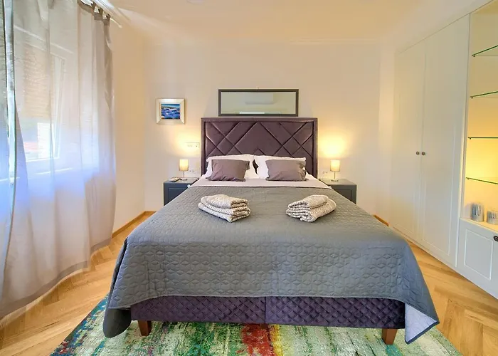 Apartment Paty