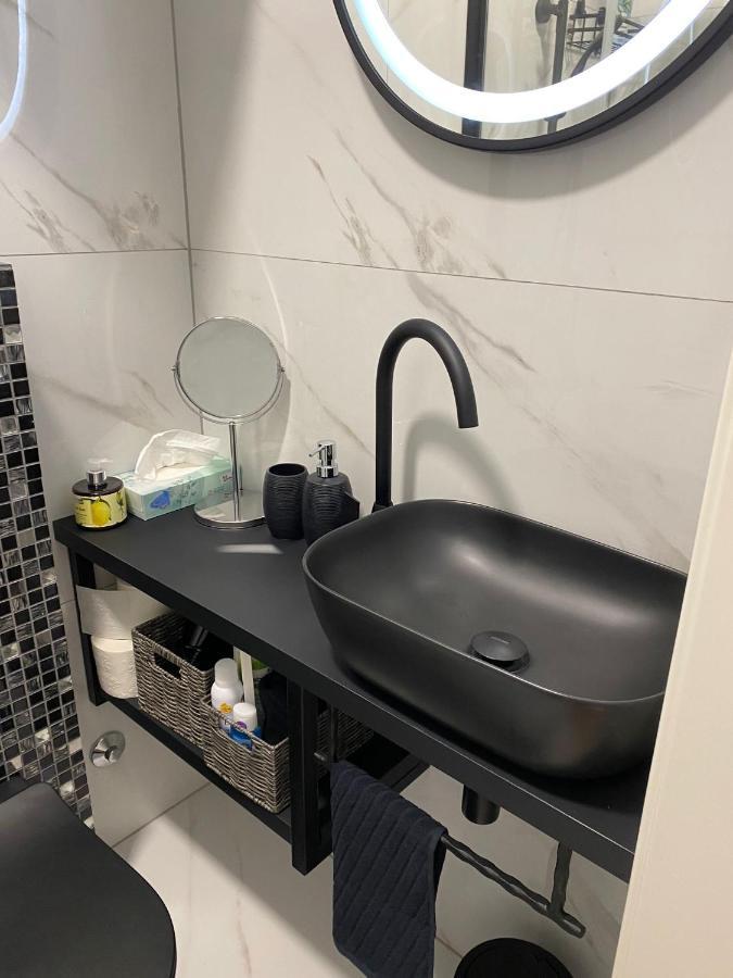 Apartment Paty
